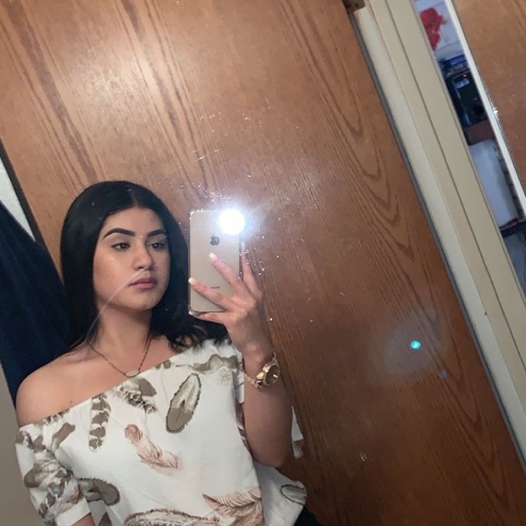 Meet your Posher, Ana - Picture 1 of 1